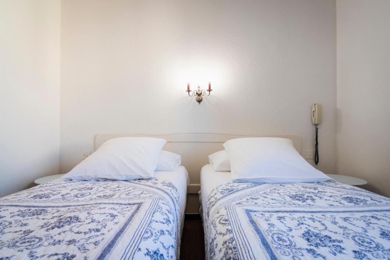 Hotel Sainte Anne "Le Verdon" لي سال-سور-فاردون المظهر الخارجي الصورة