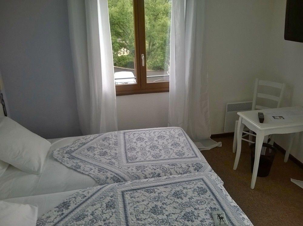 Hotel Sainte Anne "Le Verdon" لي سال-سور-فاردون المظهر الخارجي الصورة
