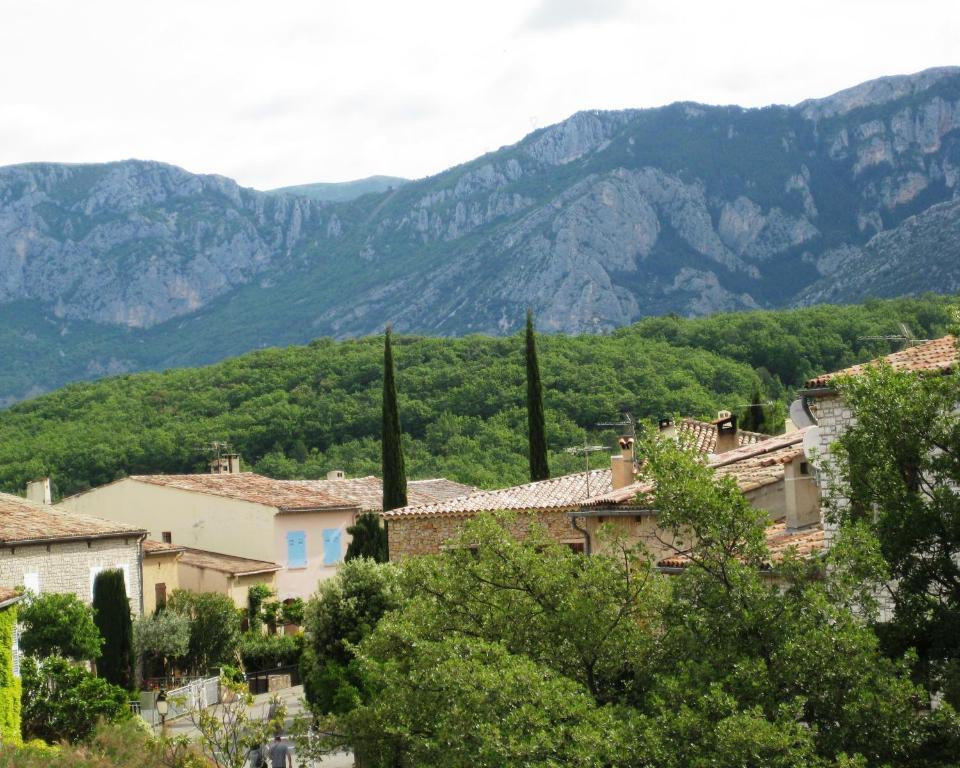 Hotel Sainte Anne "Le Verdon" لي سال-سور-فاردون المظهر الخارجي الصورة